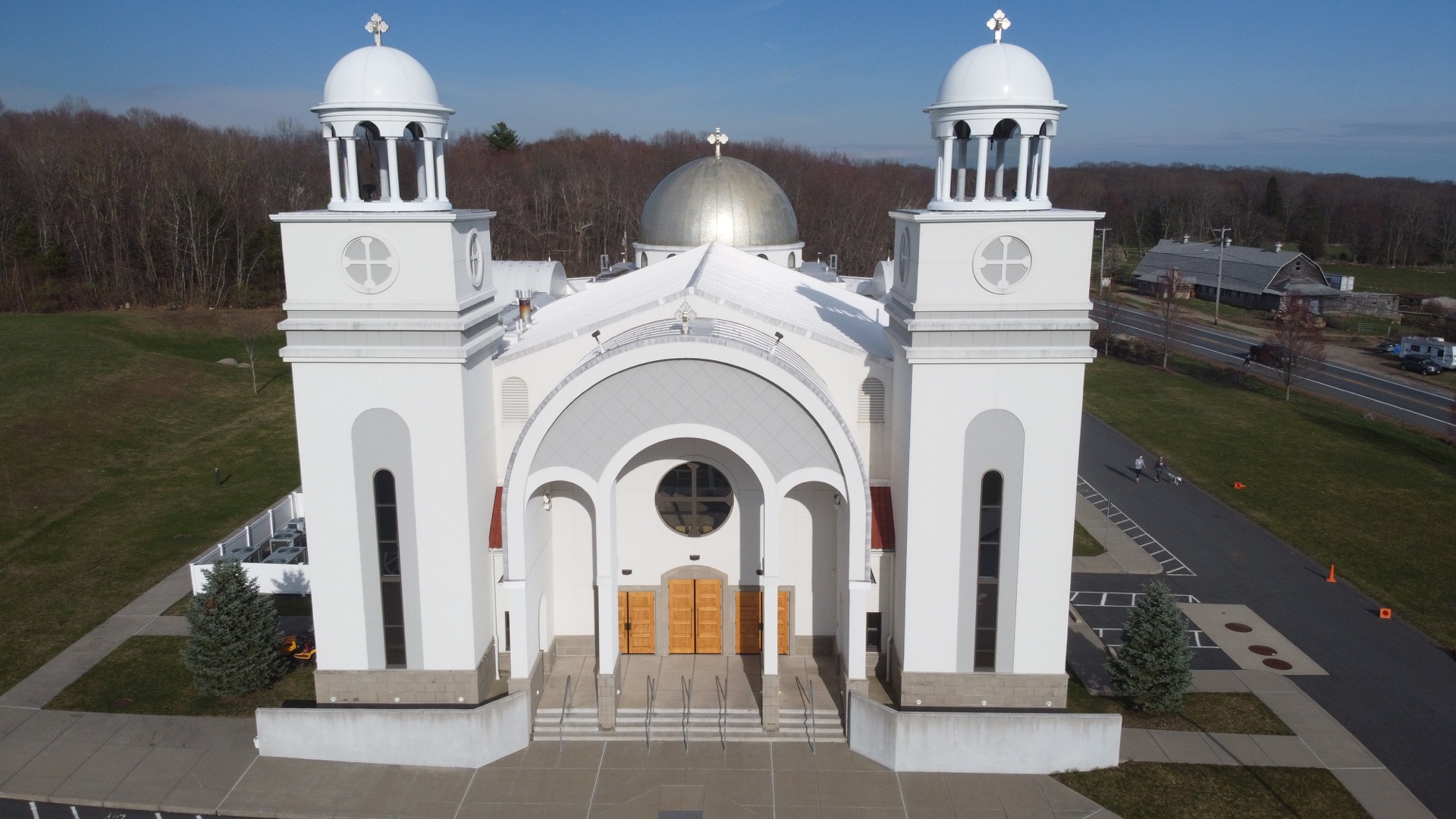 Front of the church with its two bell towers and dome